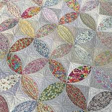 London Calling Quilt - Two Brown Birds by Fiona Tully
